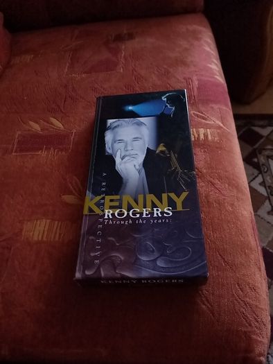 Cd Kenny Rogers Through The Years 4 Cd Box Set With Booklet