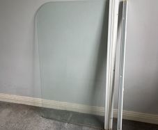 Shower screen