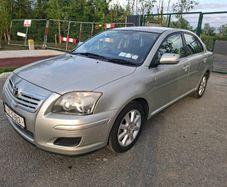 Toyota avensis 1.6 petrol,  2007