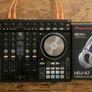 BRAND NEW / UNUSED Traktor Kontrol S4 MK2 (with Software License) DJ Bundle with Pioneer HDJ-X7 Headphones Image 6
