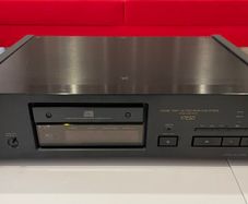 High-End CD Player  Sony CDP X7 ESD (Vintage)