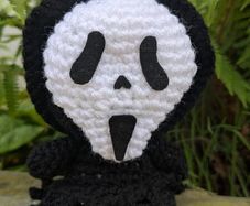 handmade crochet ghostface