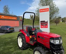 Mitsubishi MTU26 tractor