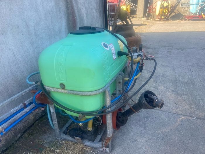 Taral 200 litre sprayer