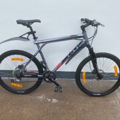 GT Avalanche 1.0 mountain bike