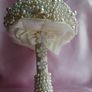 Custom made luxury pearls  bouquet handmade crystal ivory brooch Image 8