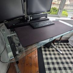 Glass  office table