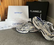 Off white runners
