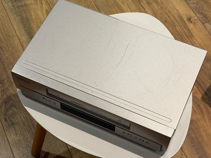 Hitachi VT-MX310E VHS Video Cassette Recorder