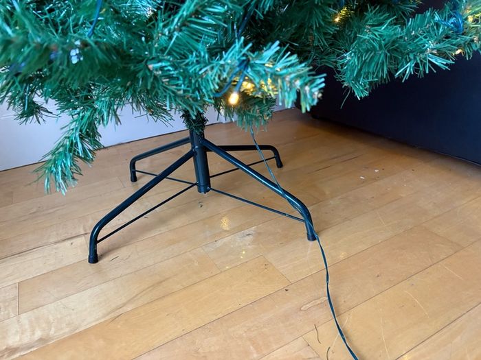 6ft christmas tree with lights and stand