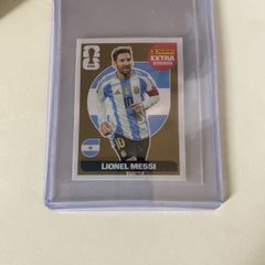 Lionel Messi gold World Cup extra sticker