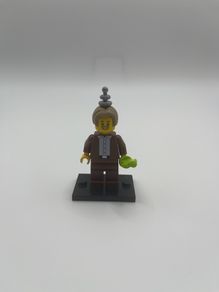 Lego Series 26 Alien Tourist Minifigure 71046
