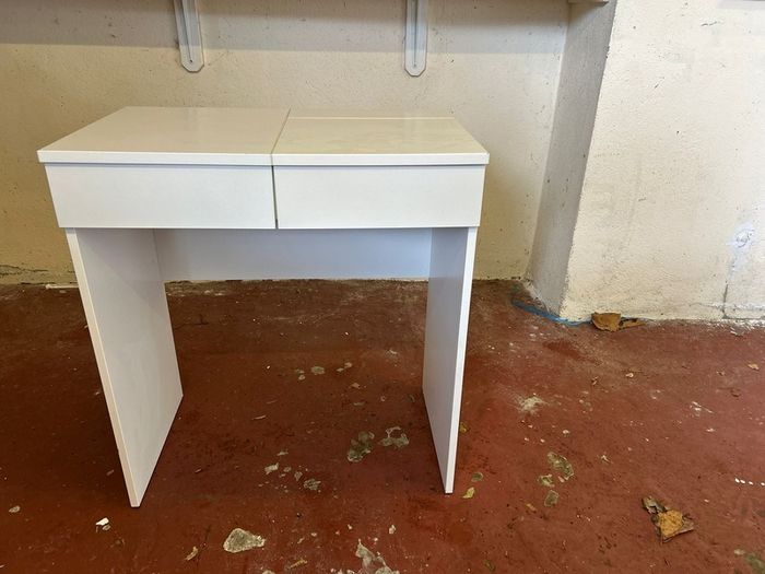Brimnes Dressing Table