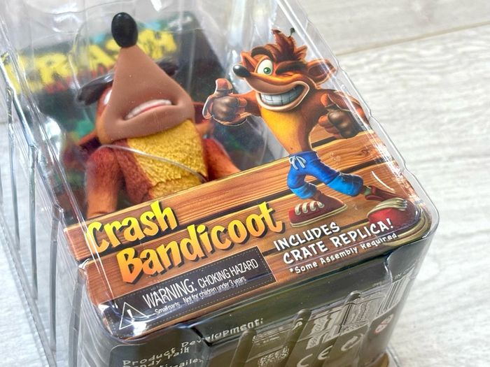Deluxe Crash Bandicoot With Jet Pack Figure From Activision & Neca - SEALED