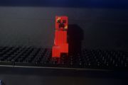 lego Minecraft creeper red