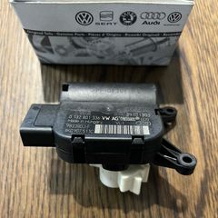 VW GOLF Mk6 Air Vent Flap Control Motor 1K0907511C 2697482