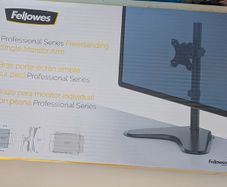 Fellowes Professional Series Freestanding Single Monitor Arm (Model/PN: 8049601)