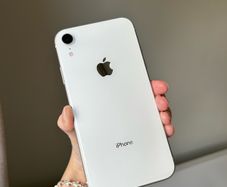 iPhone XR 64GB