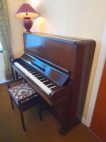 Hoffman piano