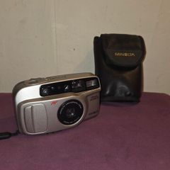 Minolta AF Riva Zoom 70 Camera