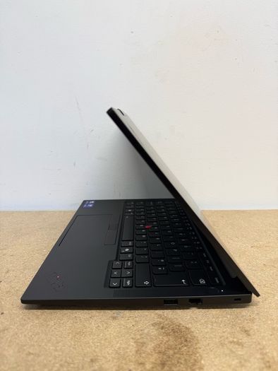 Lenovo Thinkpad E14 Gen 7 Intel Core Ultra 5 226V 16GB DDR5 512GB NVMe Storage 14" 1920x1200