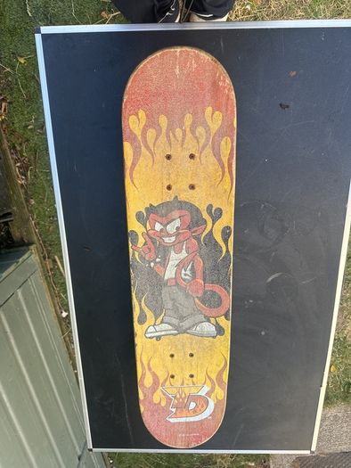 skateboard