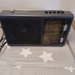 Vintage Grundig Music Boy 160 Multi-Band Radio