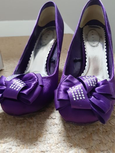 Womens Shoes