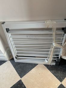 stair gates x3