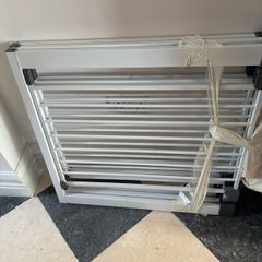 stair gates x3