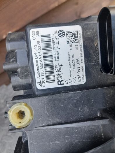Genuine Used Headlights