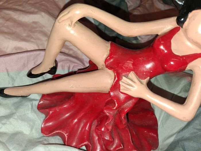 betty boop wine holder