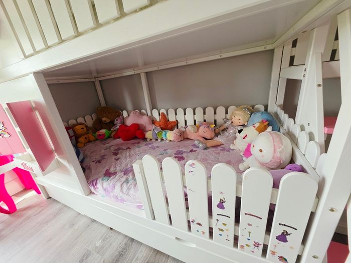 Kids bunk princess bed