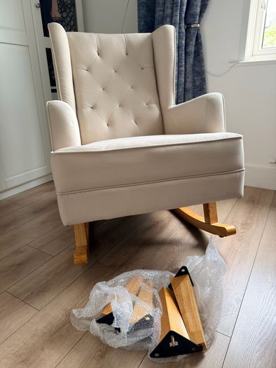 Nursery chair - Nested Soothe Easy Chair
