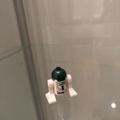 lego Star Wars r4-p44 sw0267 droid