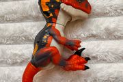 Blaze Untamed Raptor Velociraptor Fingerlings Orange &amp; Yellow Dinosaur Used Please see photos