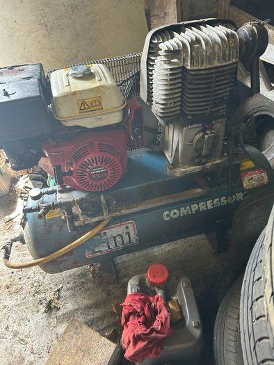 petrol compressor