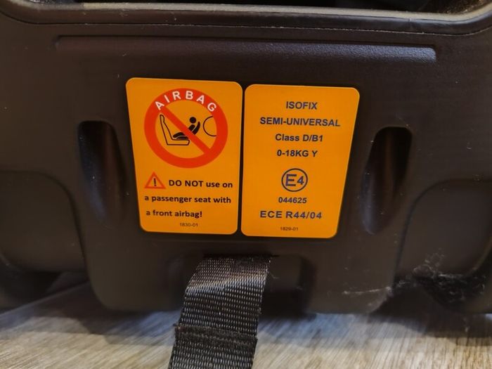 Rotating Car Seat 0-18kg Mountain Buggy Safe Rotate