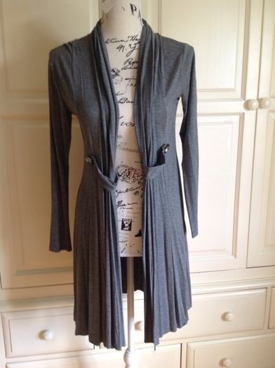 BNWOT Grey Coatagain / Jacket 18