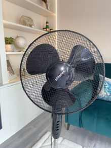 16" Inch, Black Pedestal Fan from Schallen
