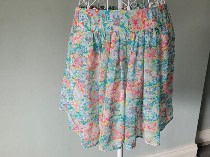 zara floral skirt
