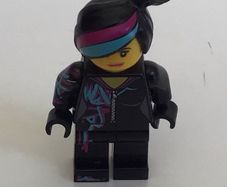 The Lego Movie Wyldstyle Lego Mini Figure closed mouth