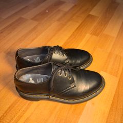 Dr. Martens 3 Eye Shoe, Oxford Shoes