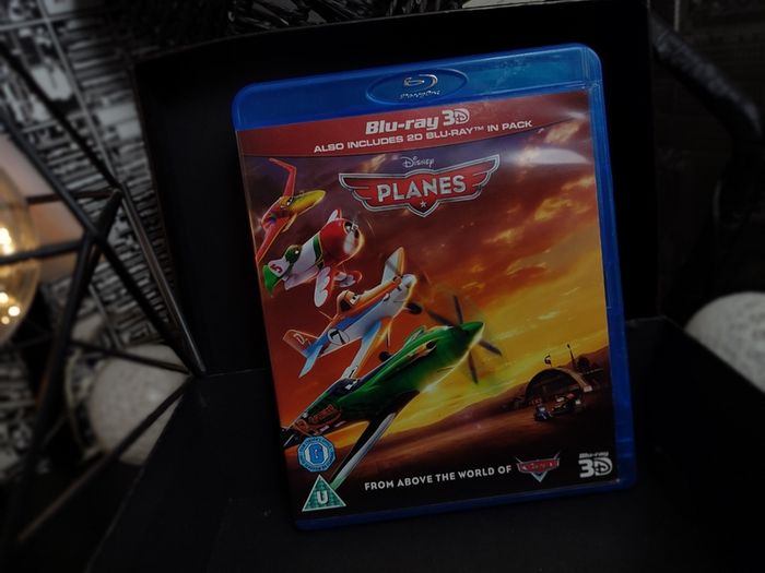 Planes ! Blu-ray ! 2-Disc Edition ! From Above The World of Cars ! 2013 ! By Disney !