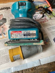 Makita 110v finishing sander