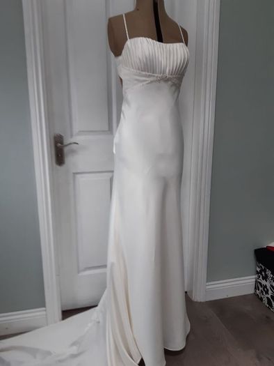 wedding dress