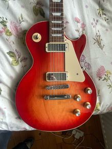 gibson les paul deluxe