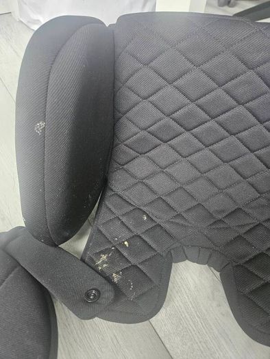Newborn car seat inserts