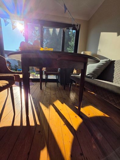 Elegant Mid-Century Modern Extendable Dining Table
