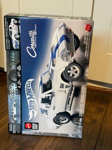 Mattel Brick Shop Hot wheels Corvette